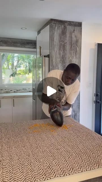 Khaby Lame: "It's all a matter of perspective" — 80M views