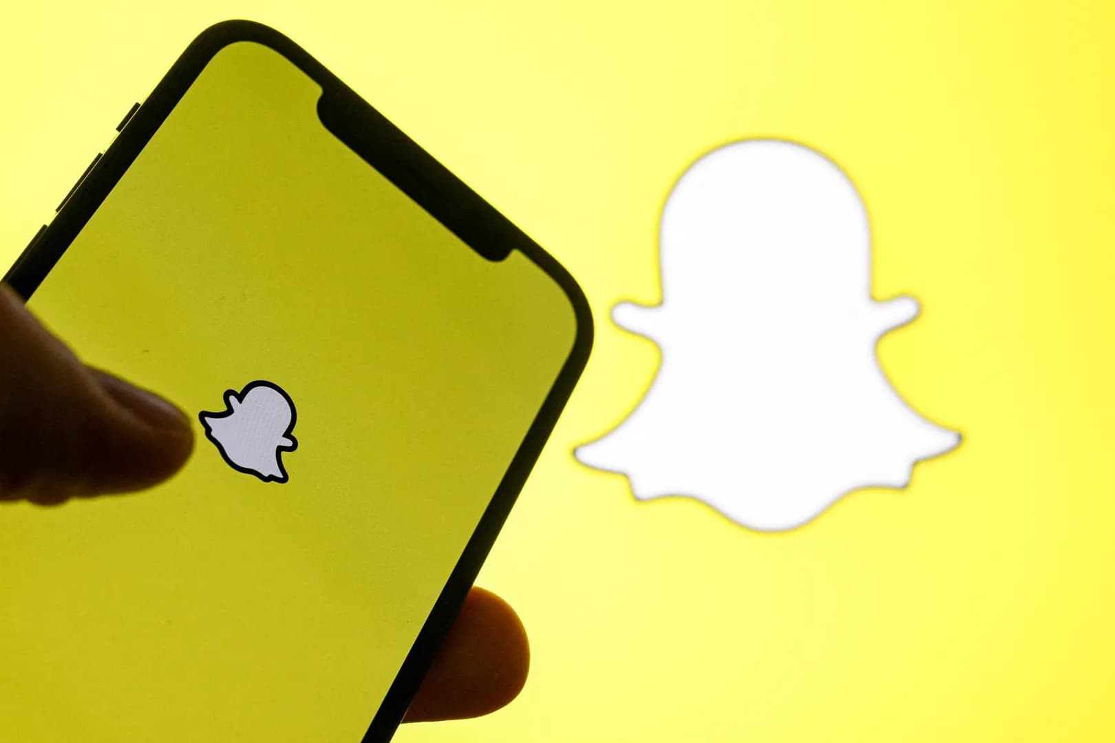Snapchat bans fully AI-generated videos from Spotlight recommendations