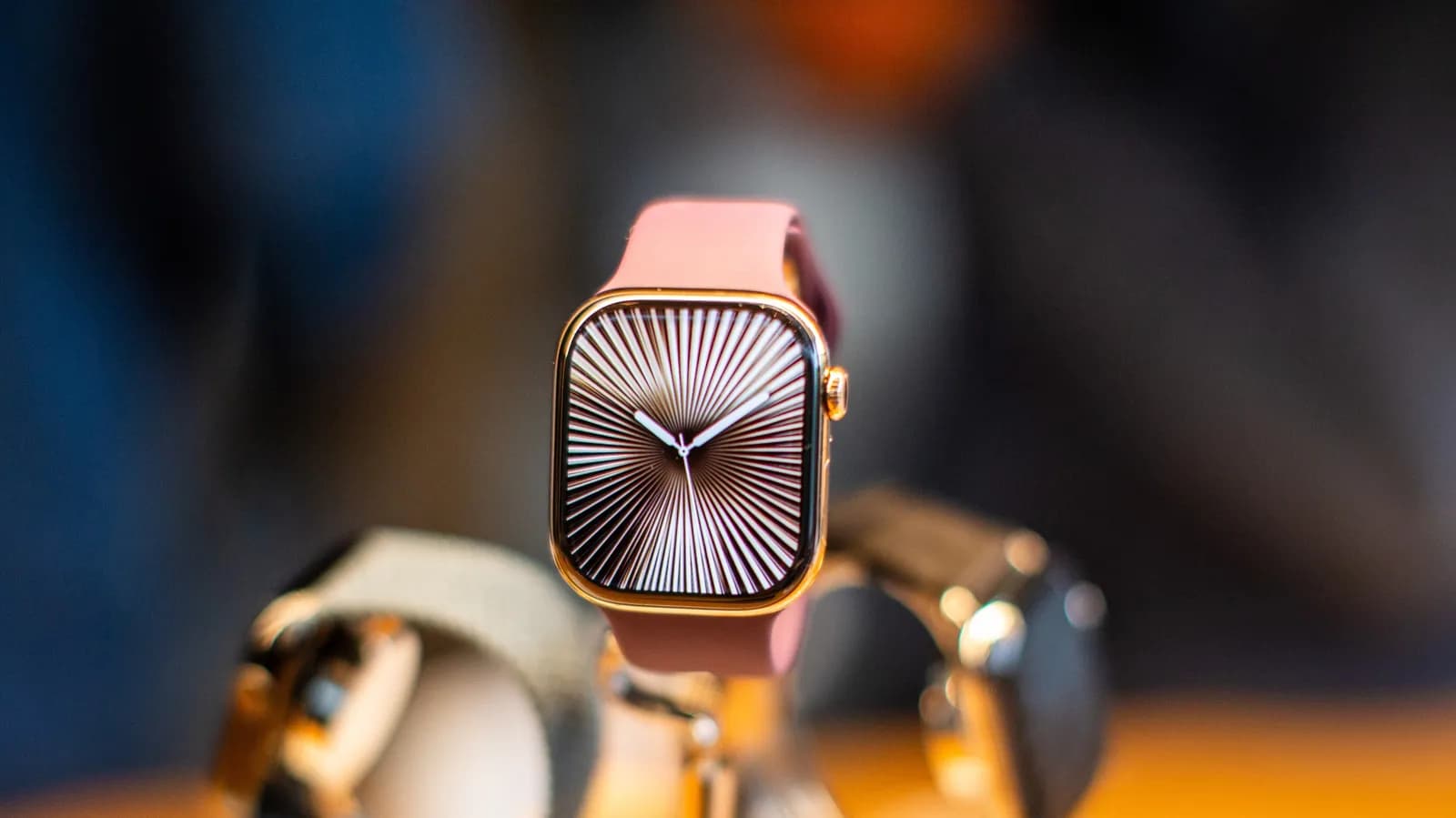 How to change and customize your Apple Watch face - Engadget