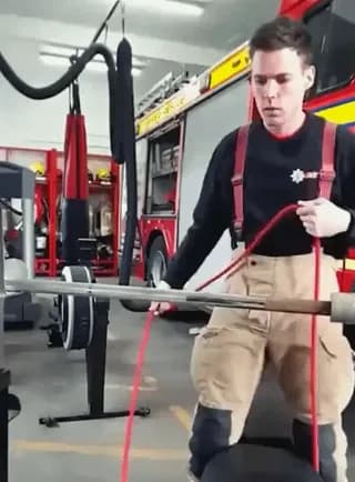 Tying a clove hitch with style