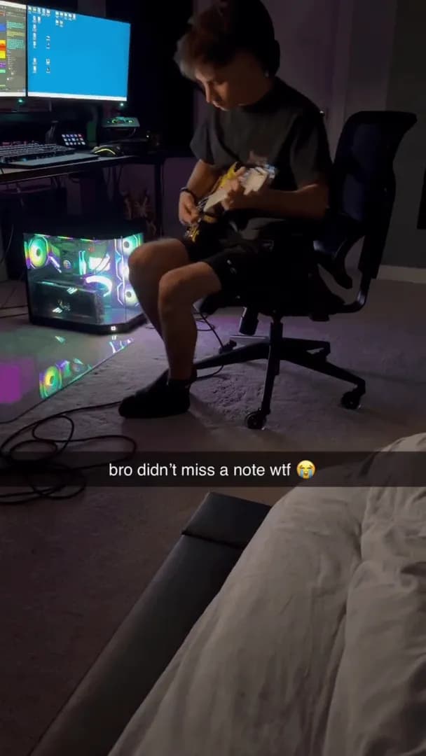 Probably the best cover of Van Halen's solo in "Beat it" I've ever seen