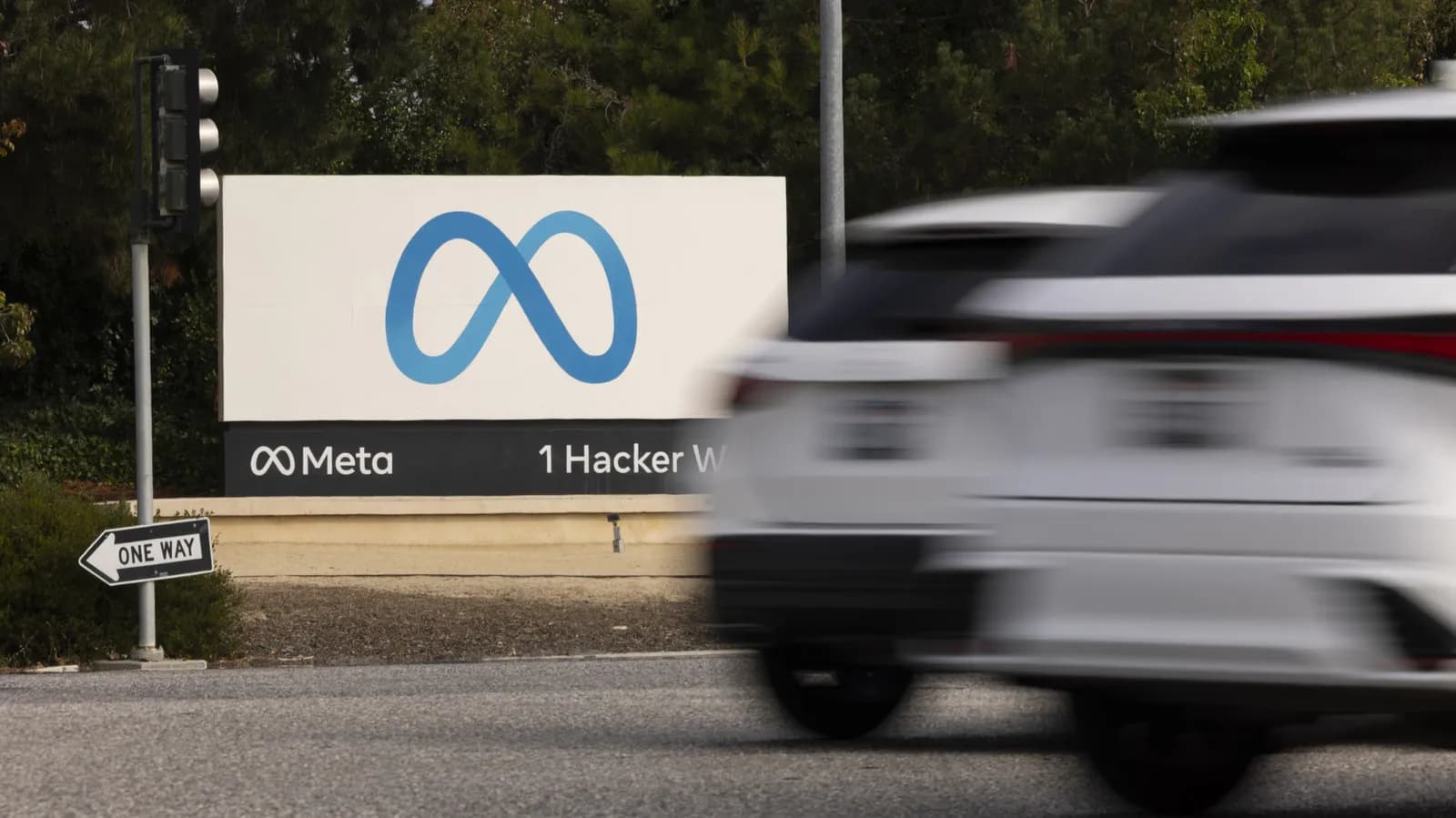 Meta apps displayed ads that contained AI-generated CSAM - Engadget