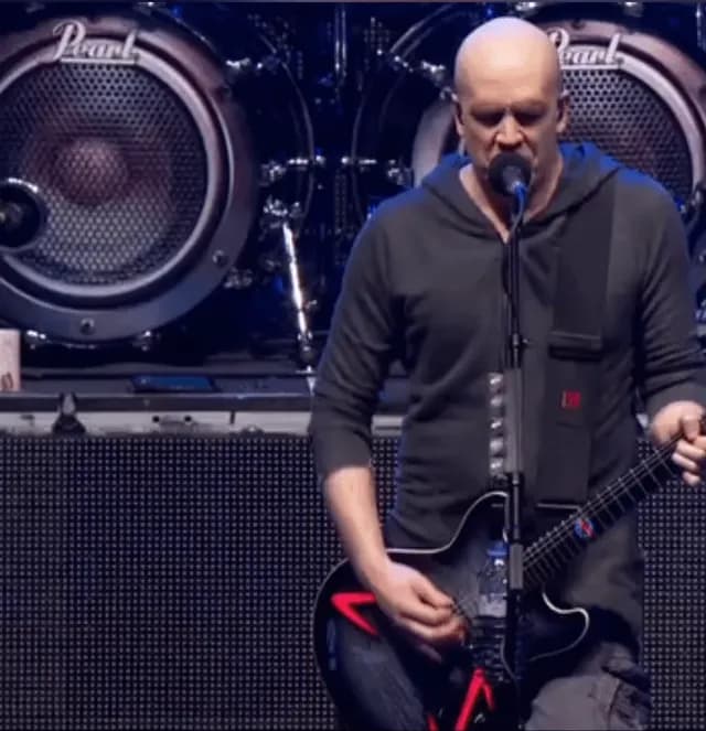 Devin Townsend is without a doubt one of the greatest metal vocalists of all time.
