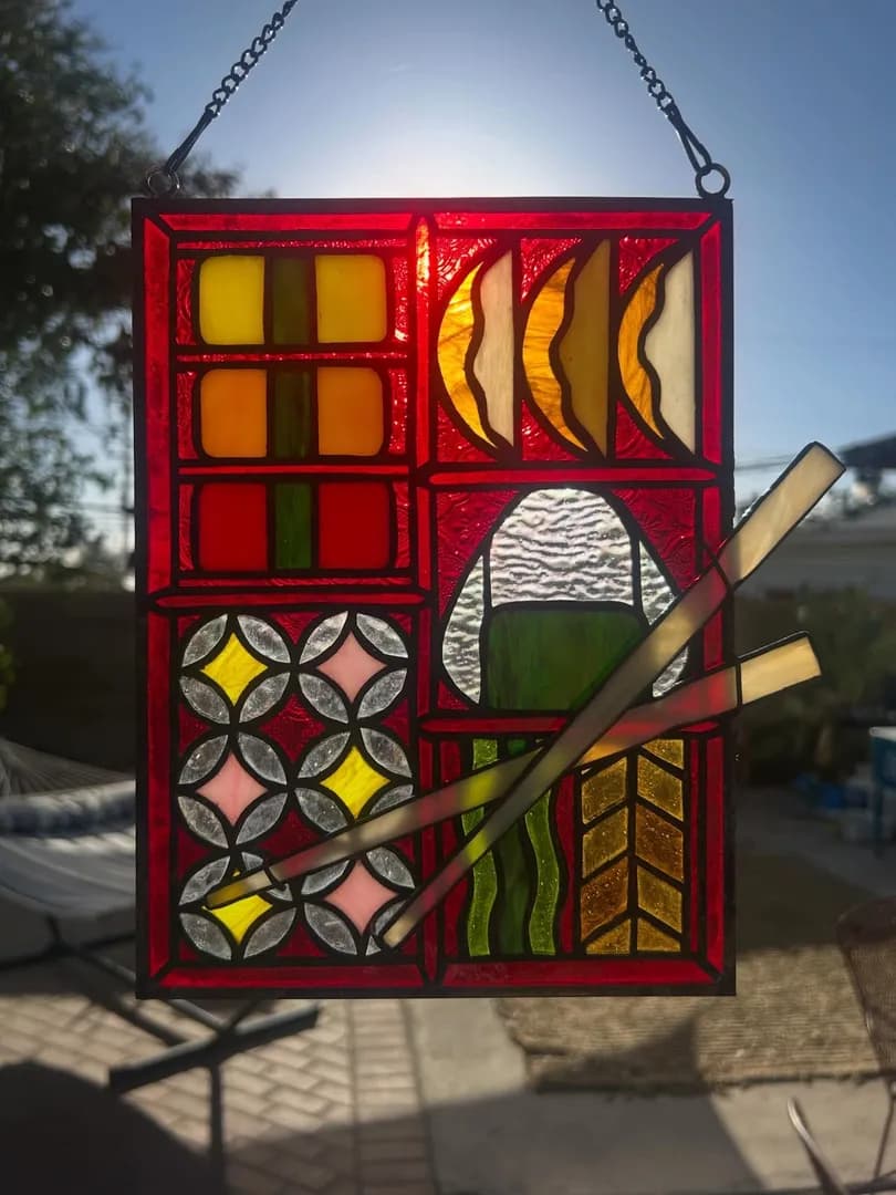 I made a stained glass bento box with removable glass chop sticks