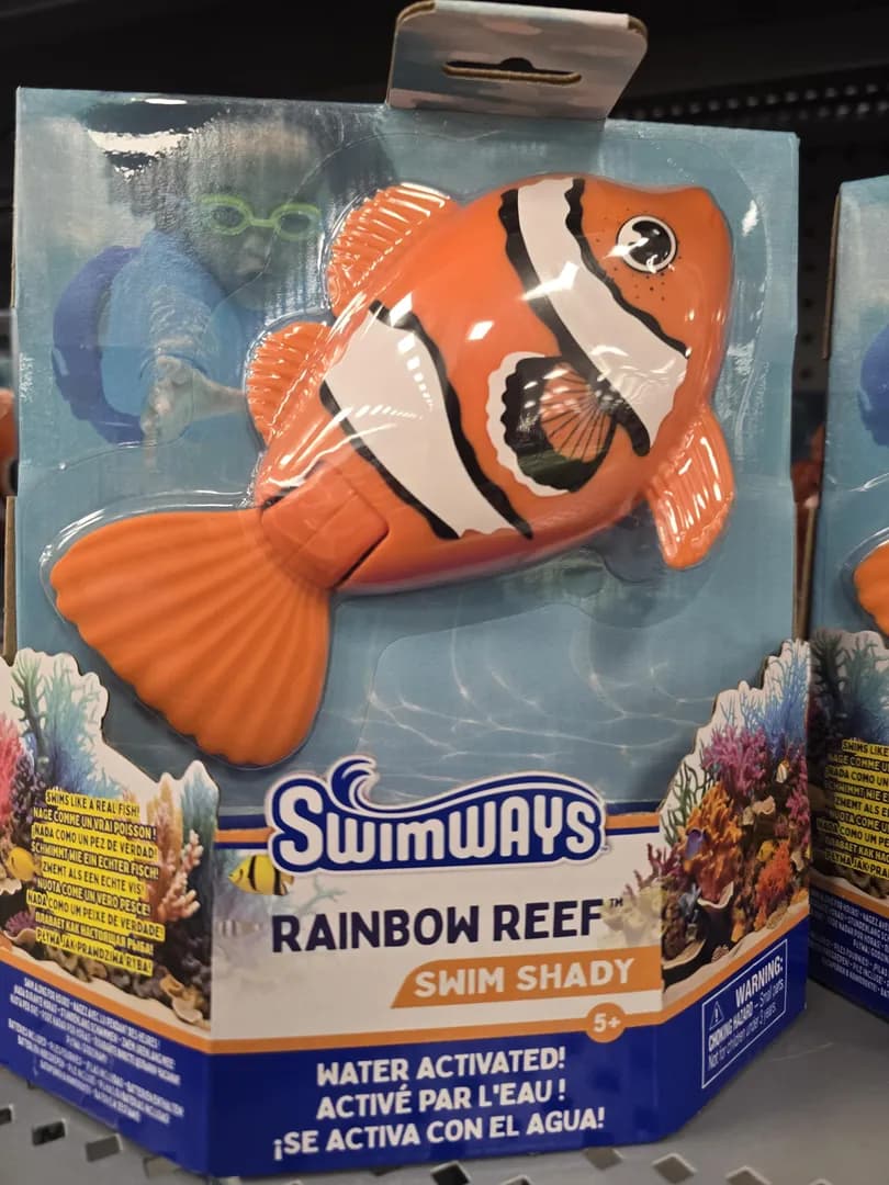 Ya'll act like you've never seen a white clownfish before