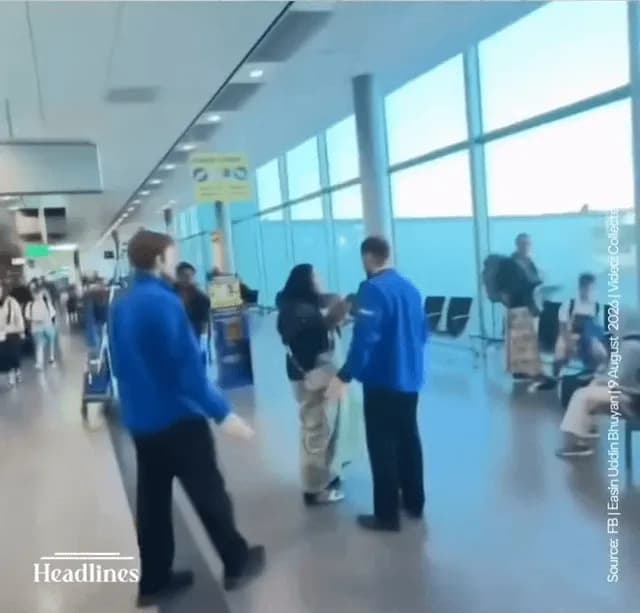 This woman, after missing her flight, shouting at the plane to come back