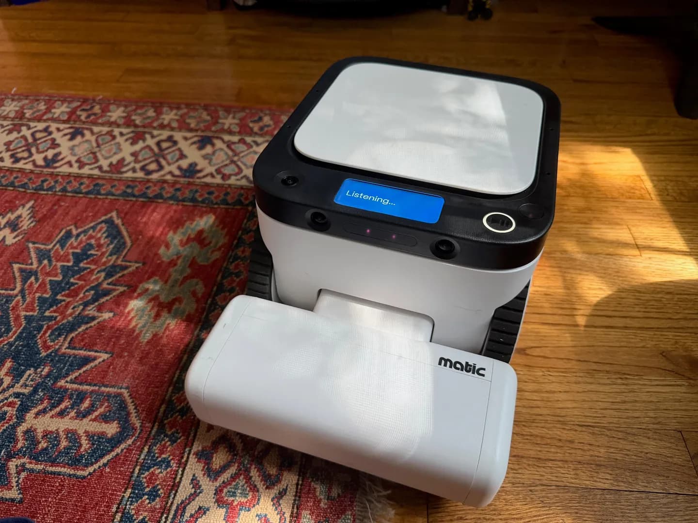 You can now just point at a mess and this robot vacuum will suck it up
