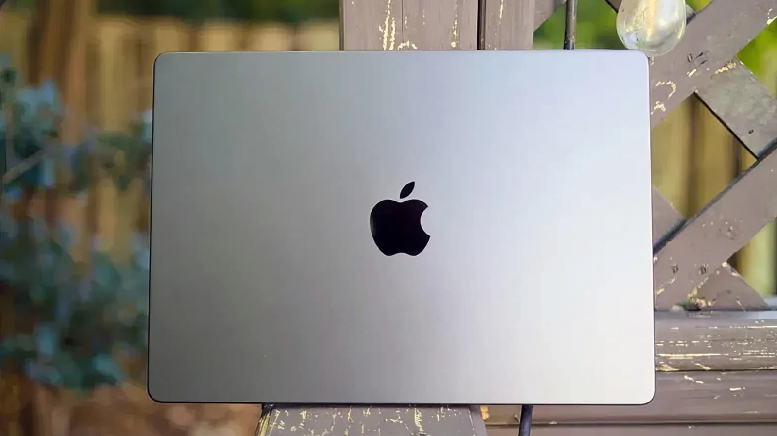 Get the best battery life for your MacBook by changing these settings - Engadget