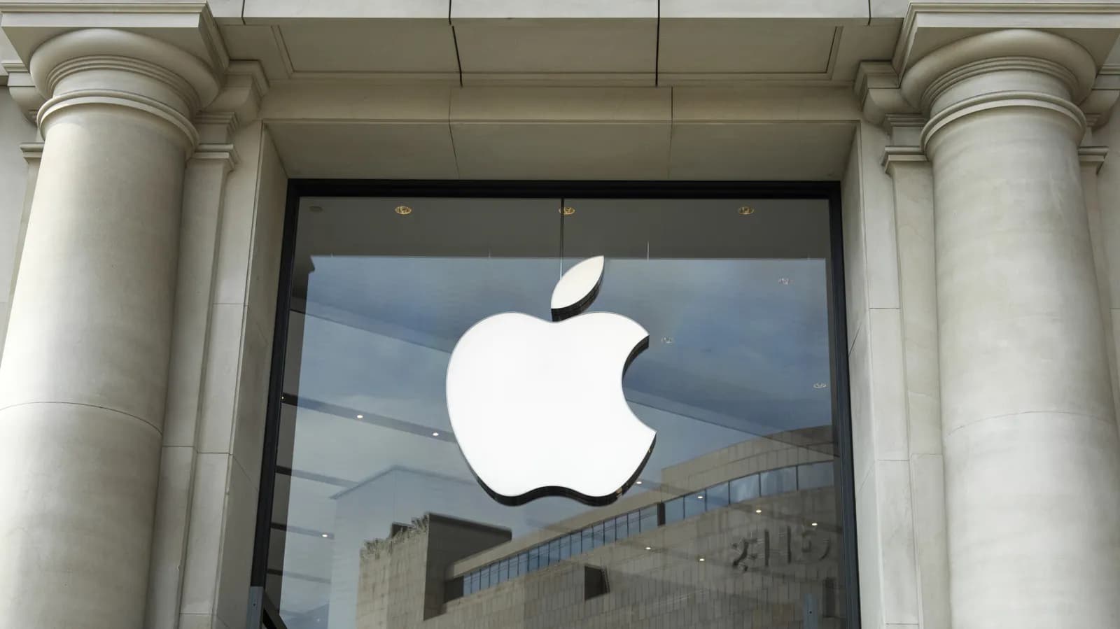 Apple has new in-app transaction commission rates for EU devs - Engadget