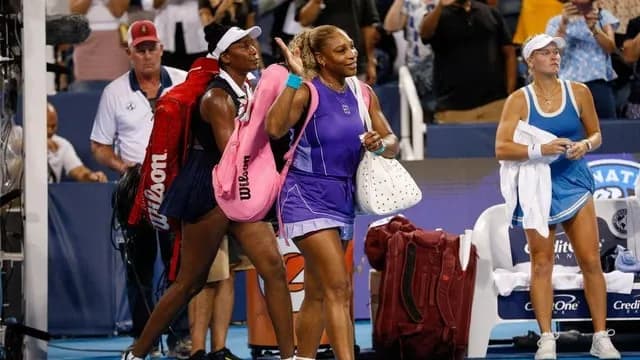 Serena, Venus return to doubles, lose thriller in Cincinnati
