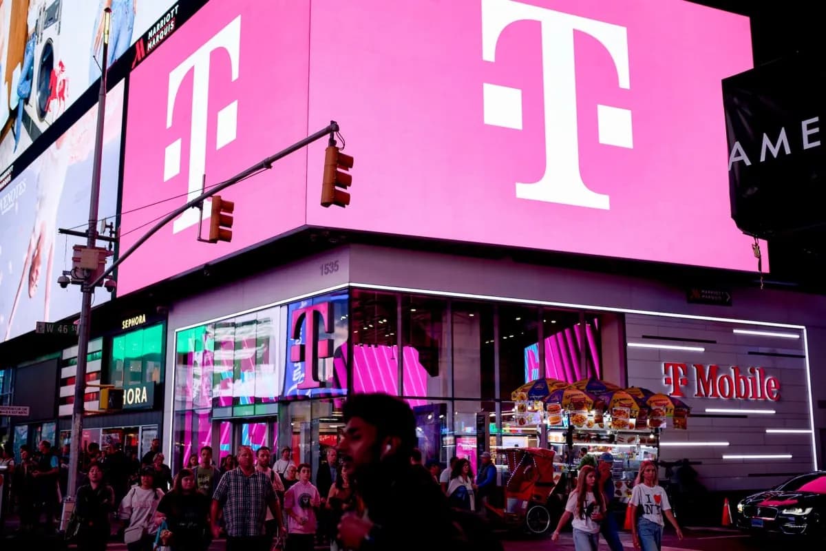 T-Mobile 'chopped a cable' to expel Chinese hackers from its network | TechCrunch