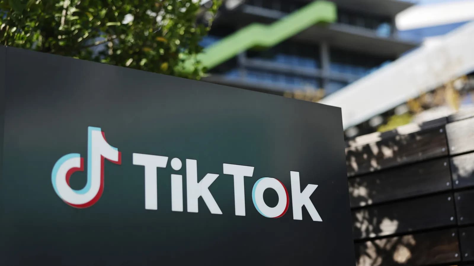 TikTok will pay $400 million to settle Justice Department lawsuit over child privacy - Engadget