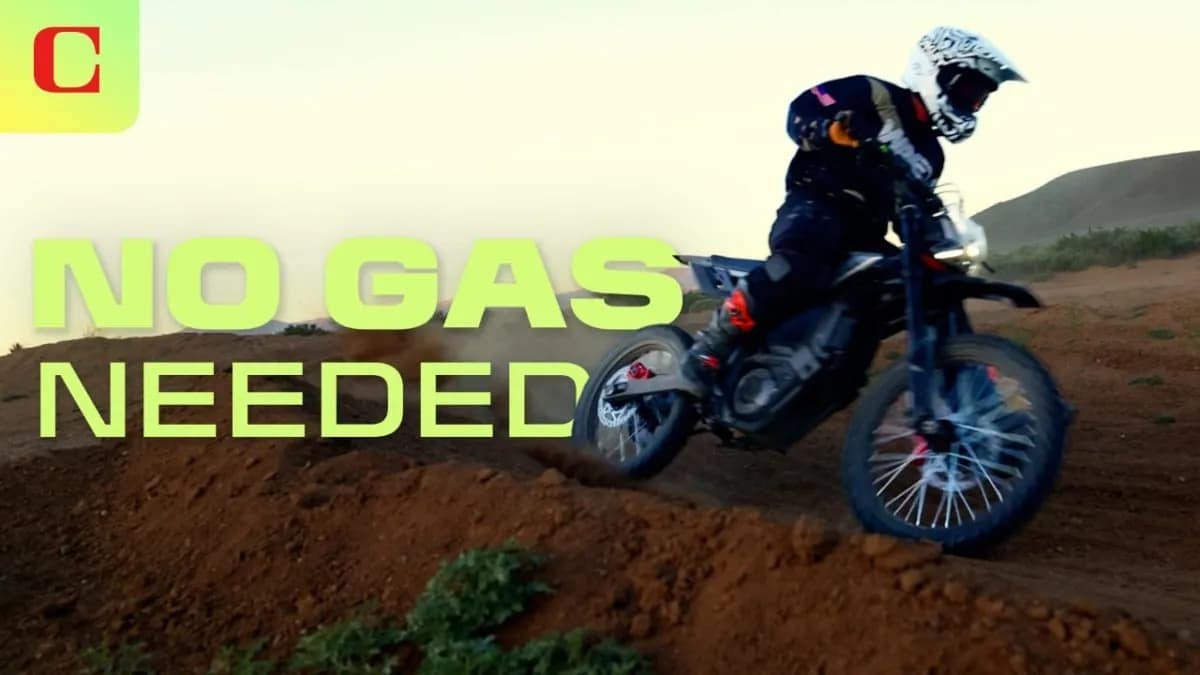 Electric dirt bikes vs. gas bikes: Which is better?