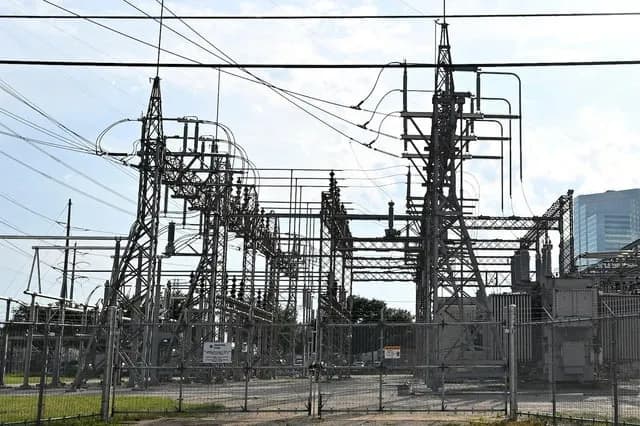 US power grid at risk of 18-month blackout, official says, as 1 city has been in dark for more than a week