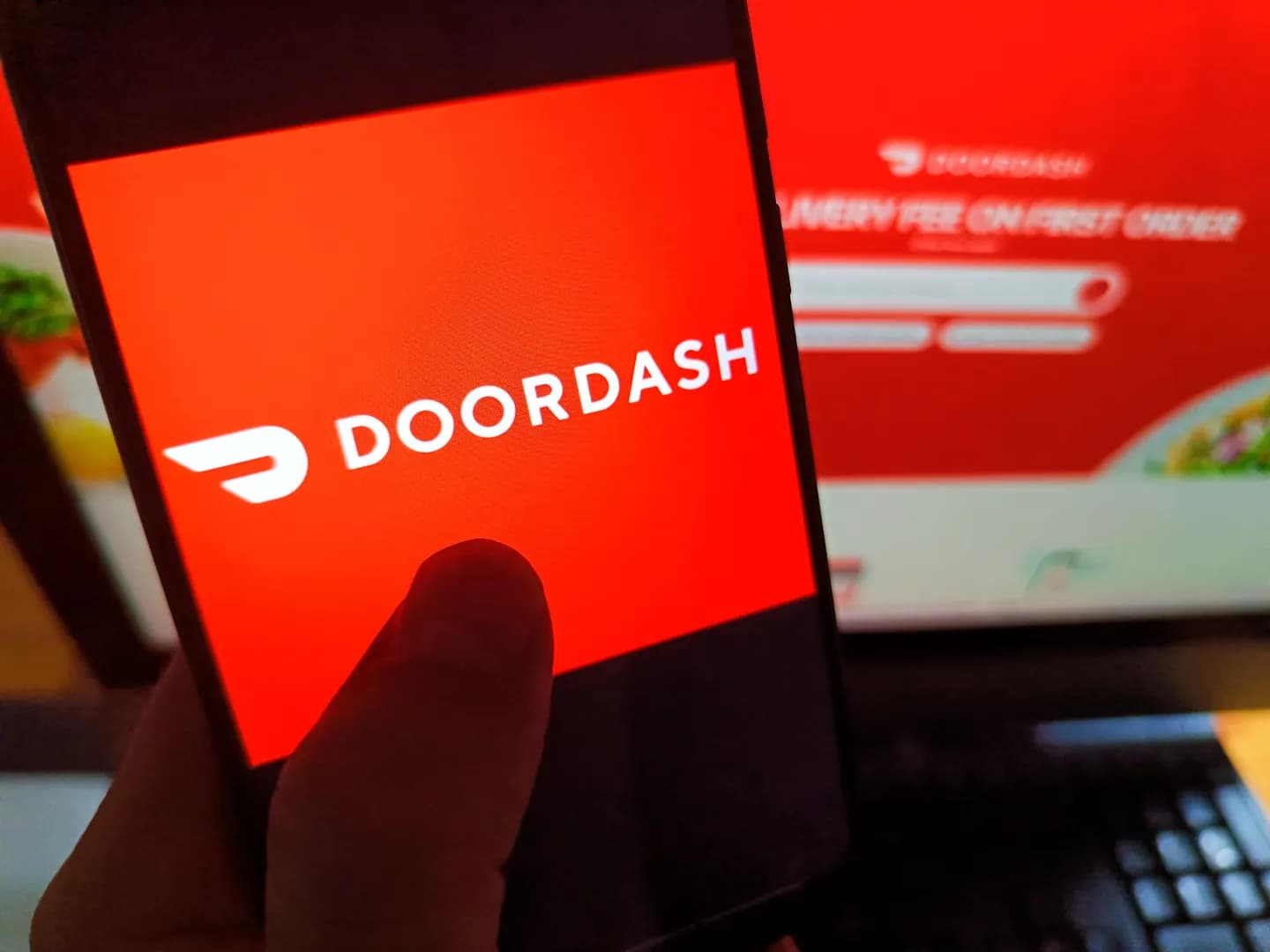 DoorDash Streaks 2026: How to earn $250 in credit and win a Dodge Charger