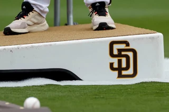 San Diego Padres minor league coach is released from ICE custody, family says