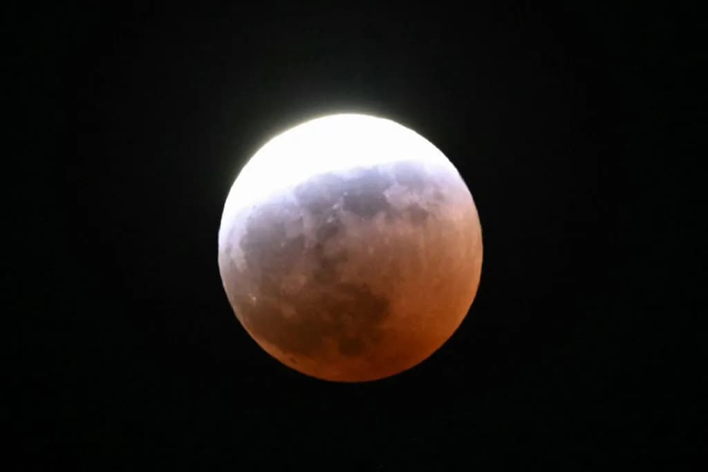 August lunar eclipse 2026 livestreams: How to watch tonight