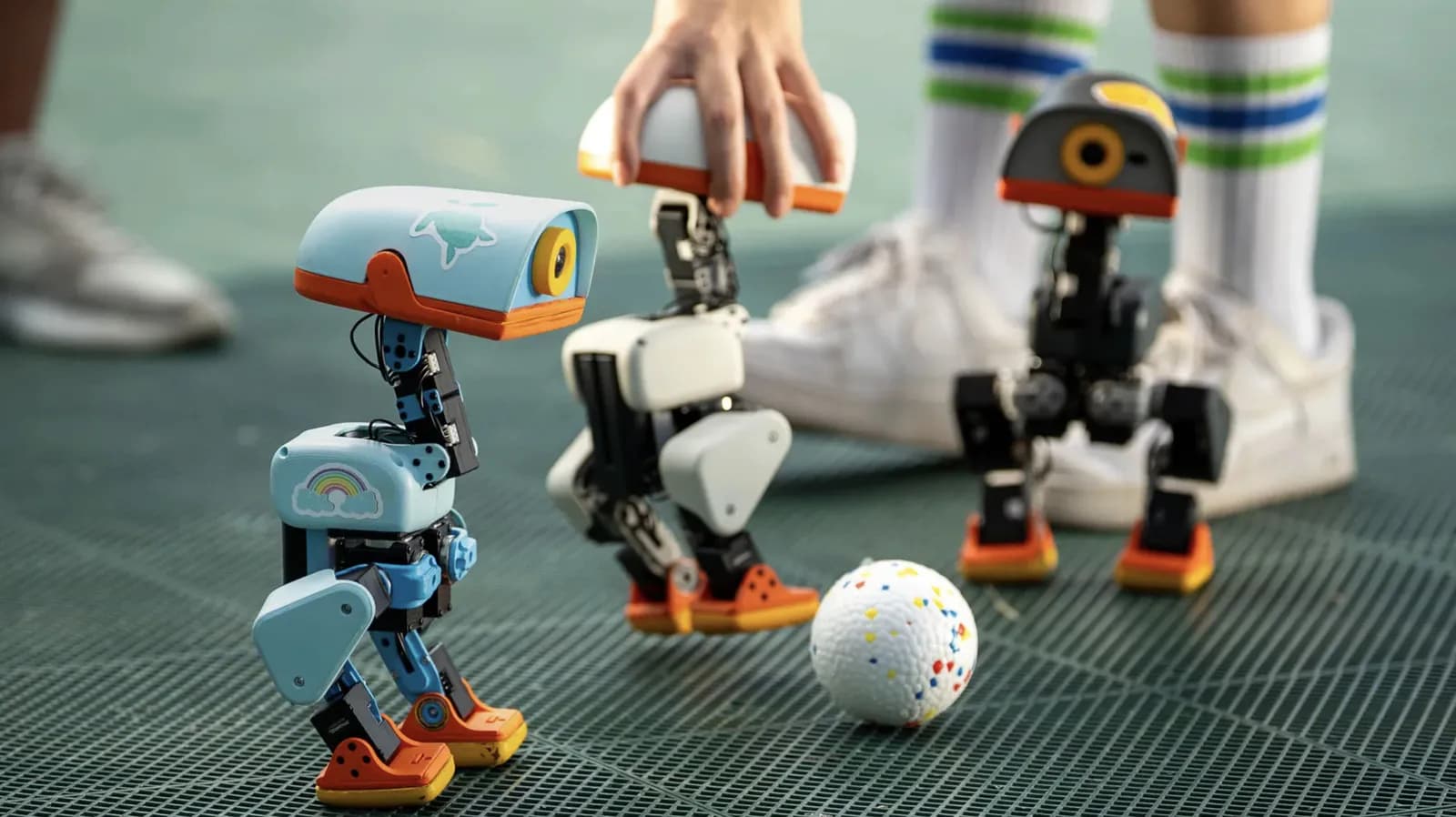 HuggingFace and Pollen Robotics open pre-orders for the $399 Microduck - Engadget