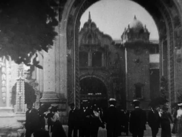 Rare footage of visitors at the Pan-American Exposition of 1901