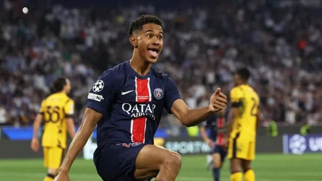 PSG Launches 'Operation Detox': More Piano, Less Mobile for Academy Youngsters