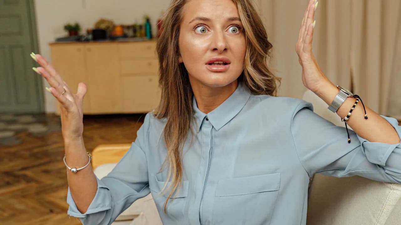 Entitled Mom Expects Nanny To Reschedule Her Life-Saving Surgery, Gets A Harsh Reality Check