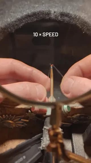 Crafting an ultra-miniature glass molecular structure with precision flameworking