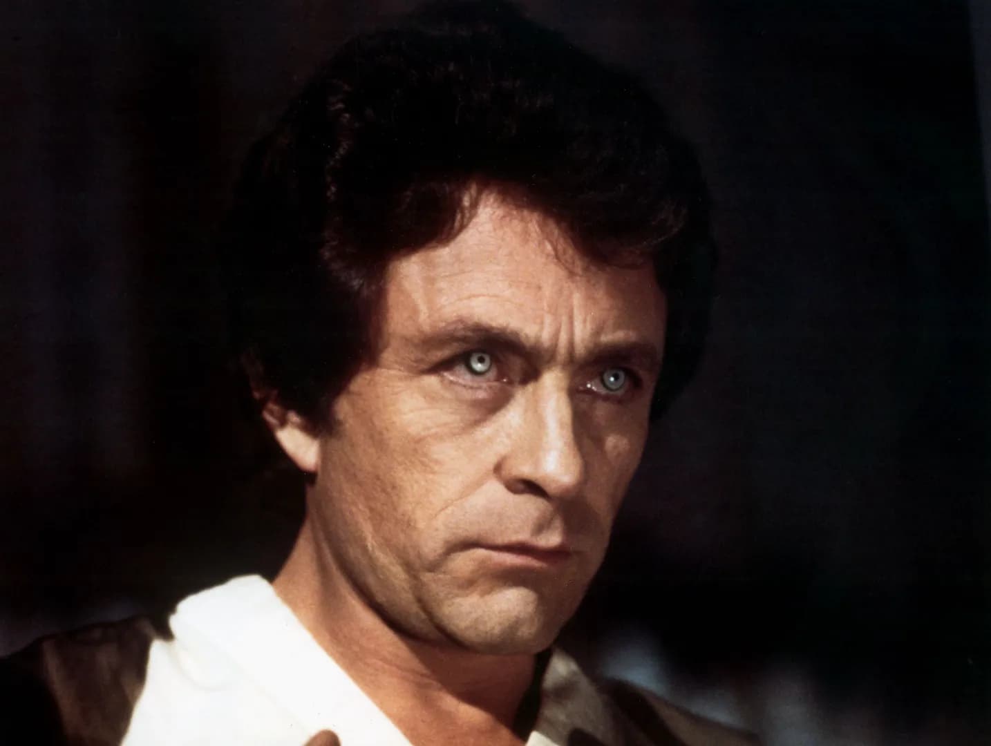 CBS's Legendary 82-Episode Sci-Fi Action Series is Officially Free to Watch on Streaming