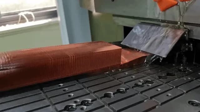 Skiving a copper heat sink