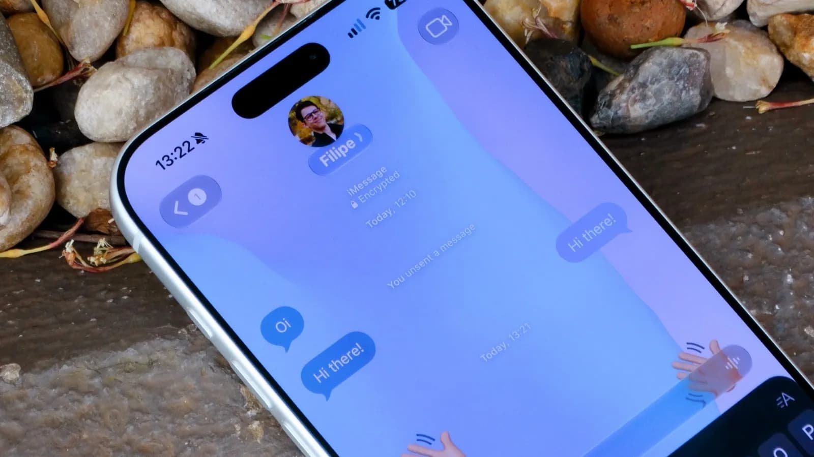 How to change the background on iPhone Messages - Engadget