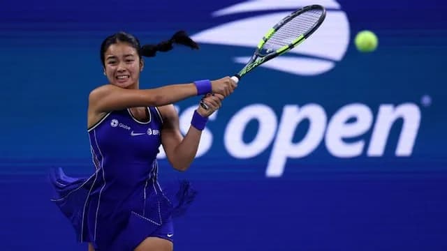 Alex Eala opens US Open campaign in style, powers past Mary Stoiana