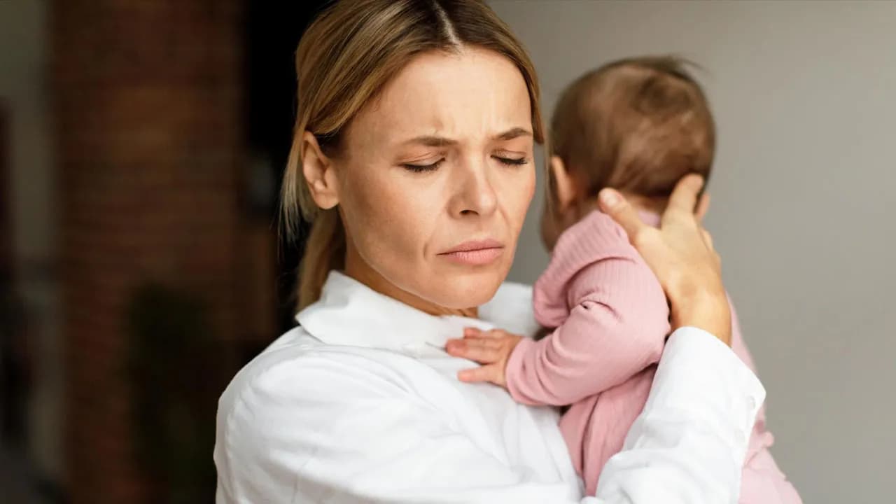 Woman Refuses To Put Her Life On Hold For Her Stepsister’s Kid And Gets Called A Bad Aunt