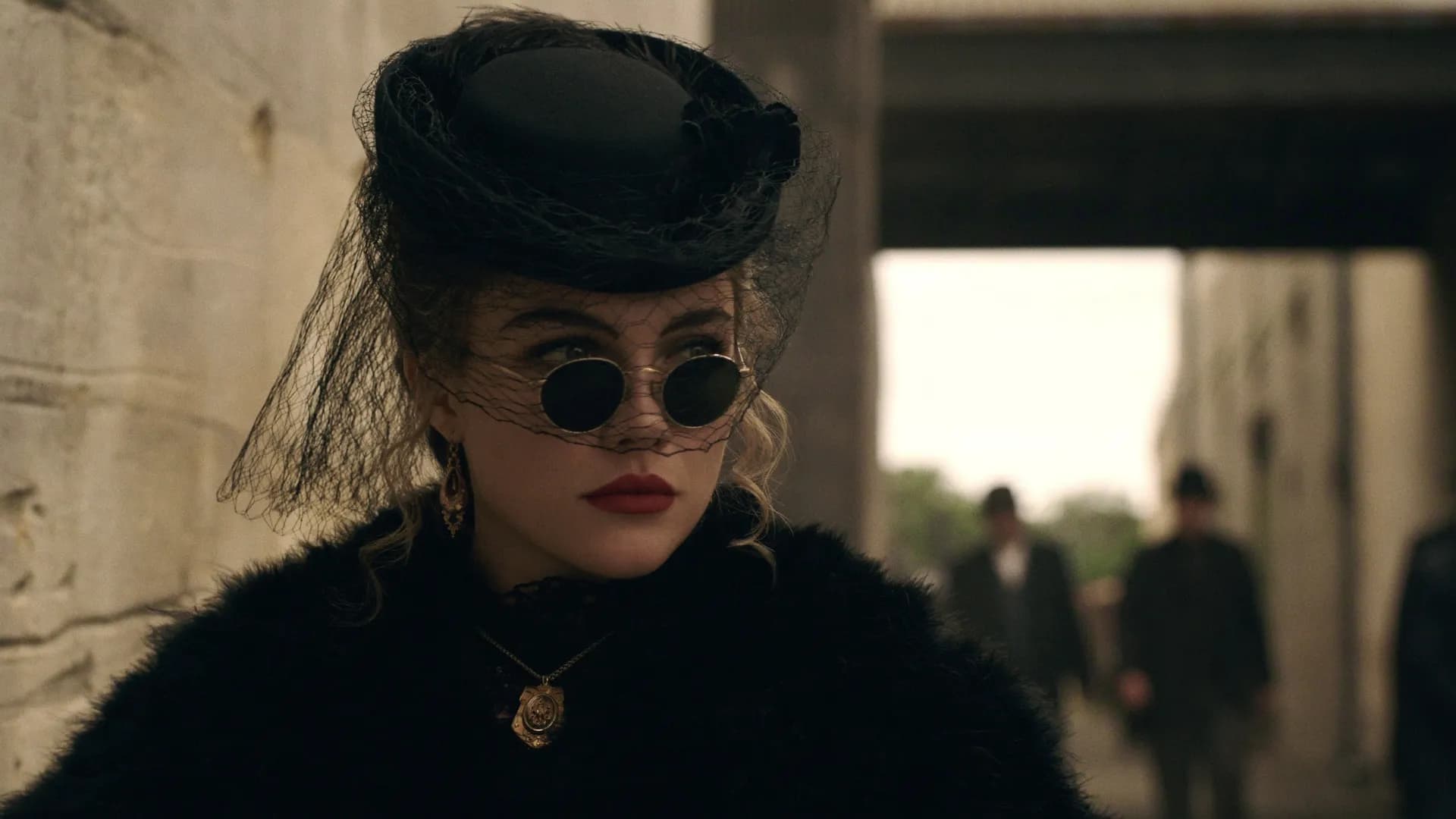 'East of Eden' trailer: Florence Pugh leads Netflix's sprawling John Steinbeck adaptation
