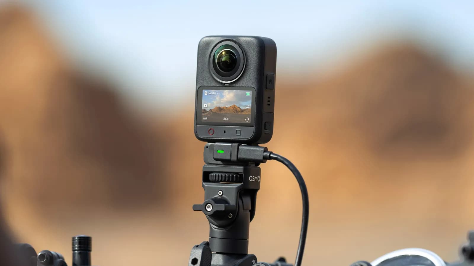 DJI