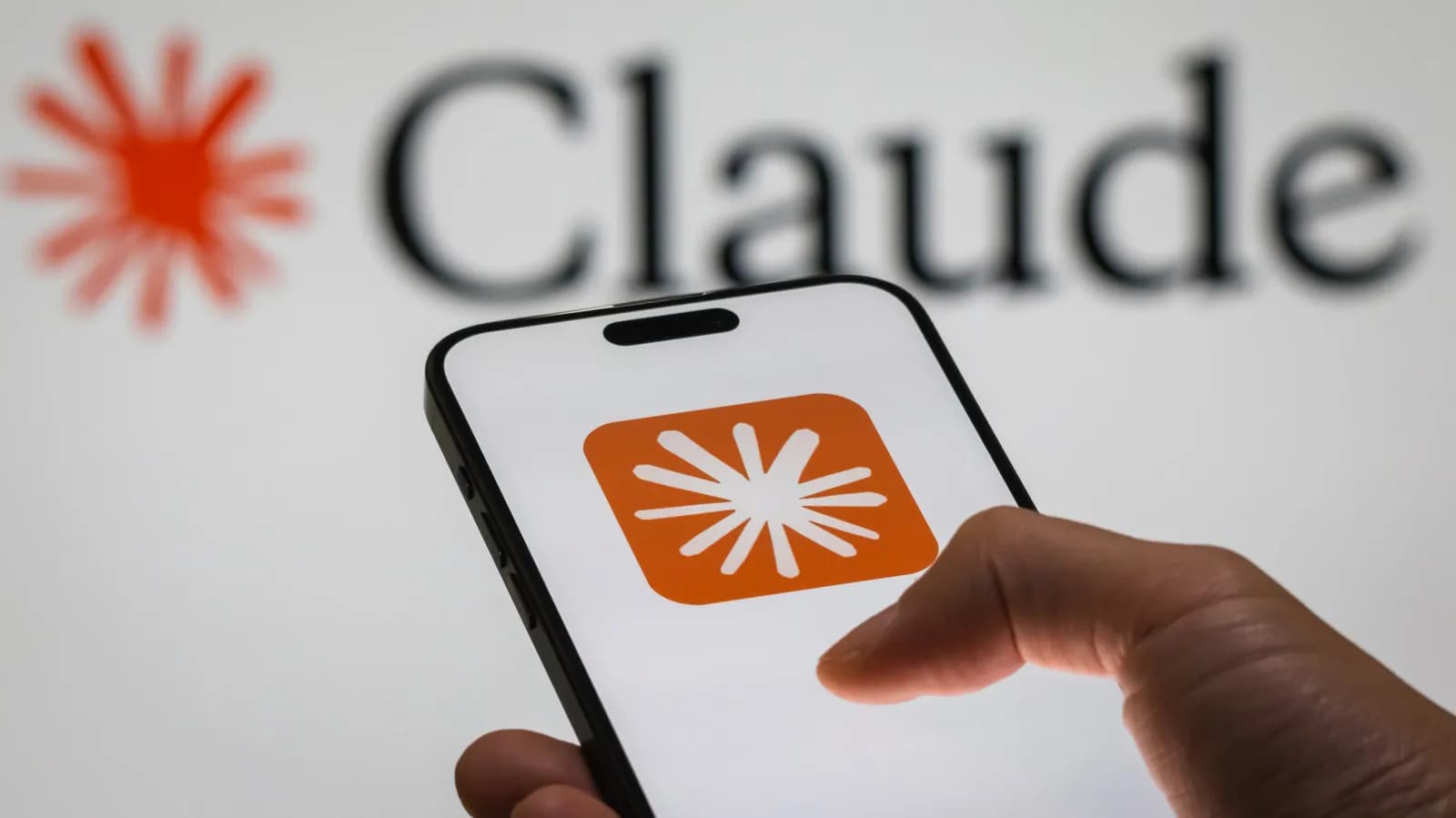 Anthropic automatically signs out Claude users to protect them from hackers - Engadget