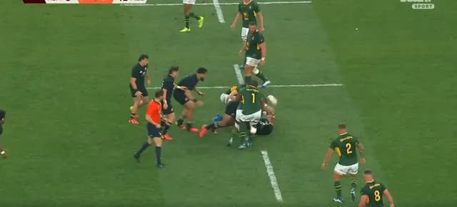 Desperate All Black defense stops Springbok Counterattack on the line