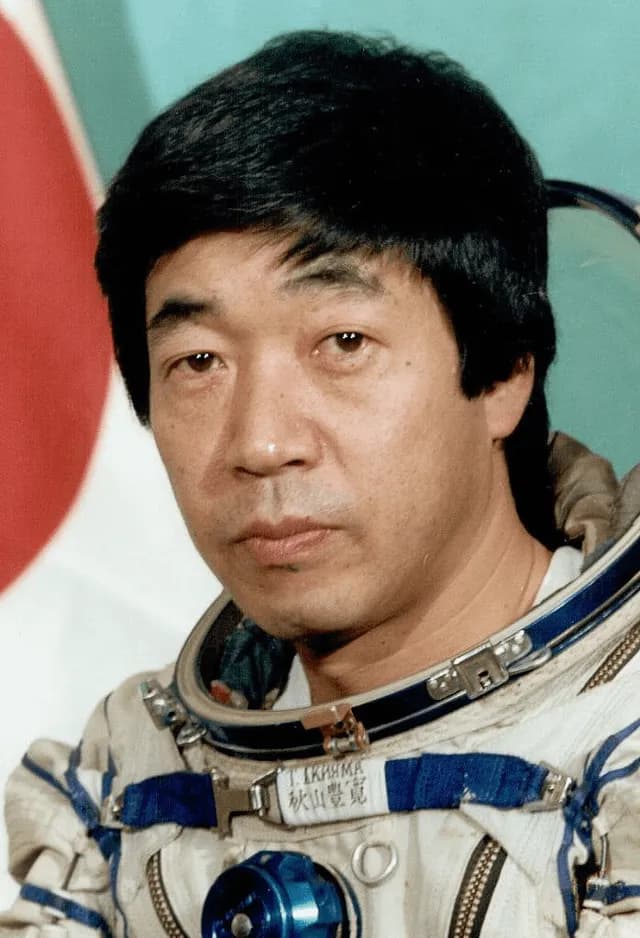 TIL that Japan's first astronaut, Toyohiro Akiyama, hated his time in space because he suffered from severe space sickness and chain-smoked four packs a day on Earth. His fellow cosmonauts later repor