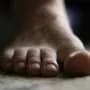 'Heel-strike' may have allowed early humans to walk farther—at the cost of high-impact forces