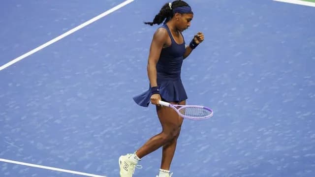 Coco Gauff beats Jovic for 1st US Open quarters since title in '23