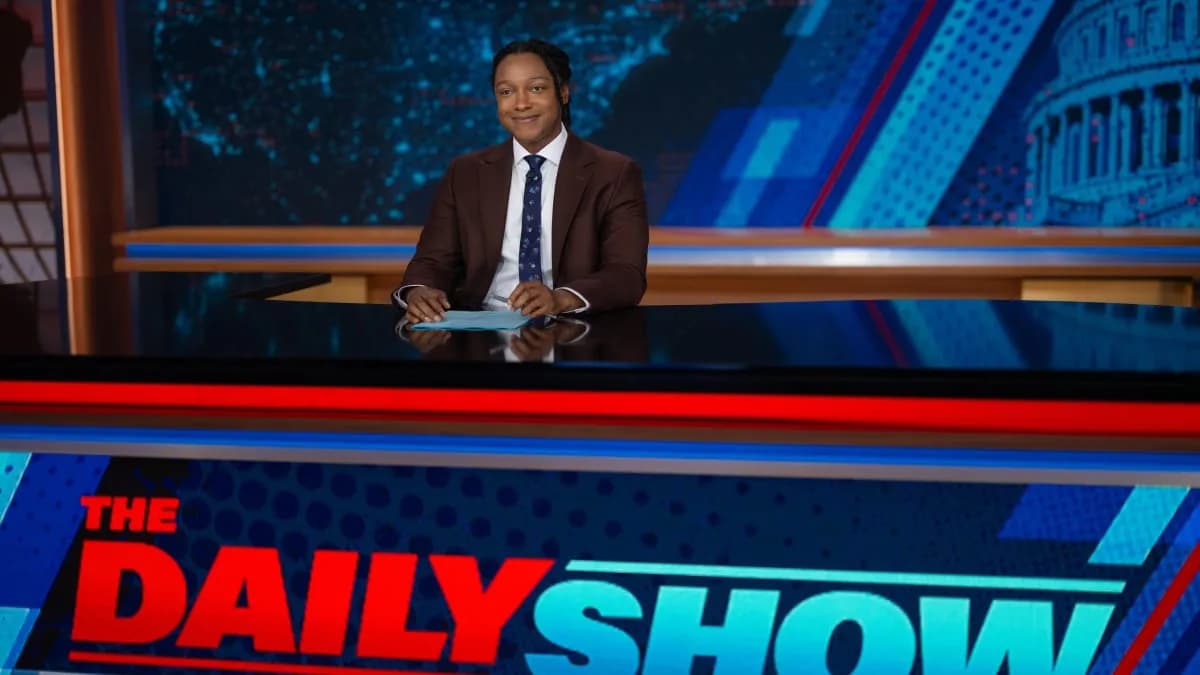 'Daily Show's Josh Johnson responds to audience question about whether he's afraid of AI