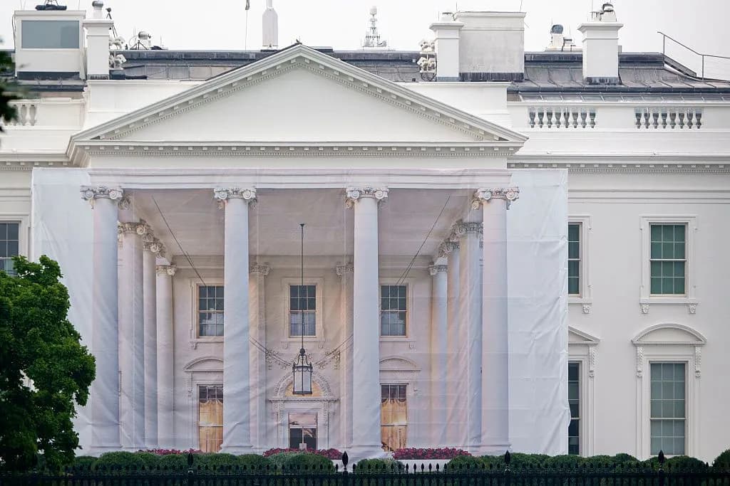 White House takes down 'Build the Wall' game after the Tetris Company complains | TechCrunch