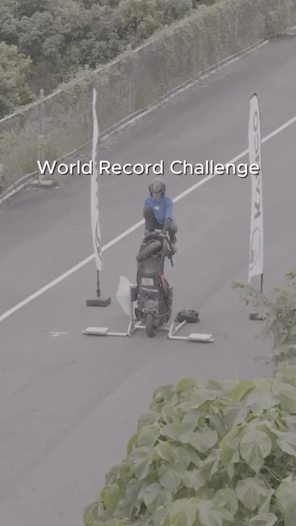 Wheelie King Challenge World Record World's First Front Cowl Wheelie 419.63m on a 50cm Wide, 6cm High Plank