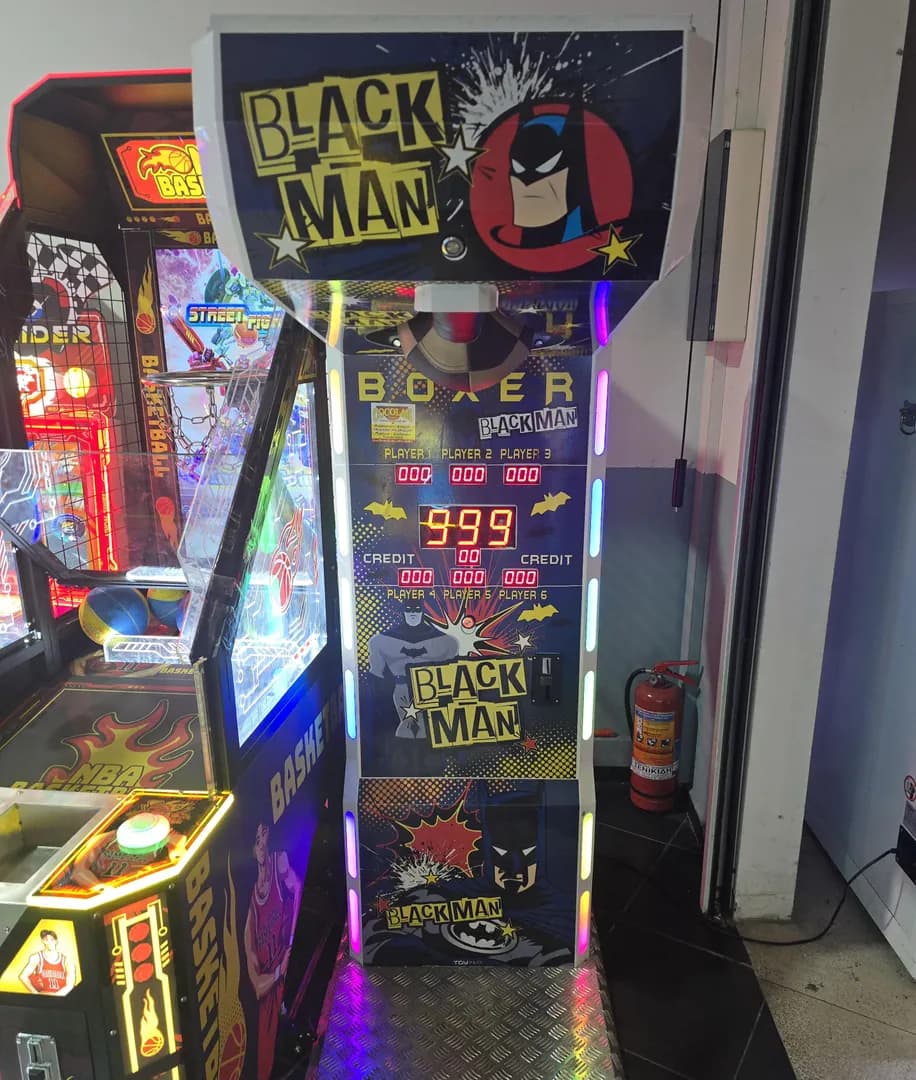 Found Batman’s lesser known cousin in a Greek arcade. Gotham has Batman, Thessaloniki, Blackman