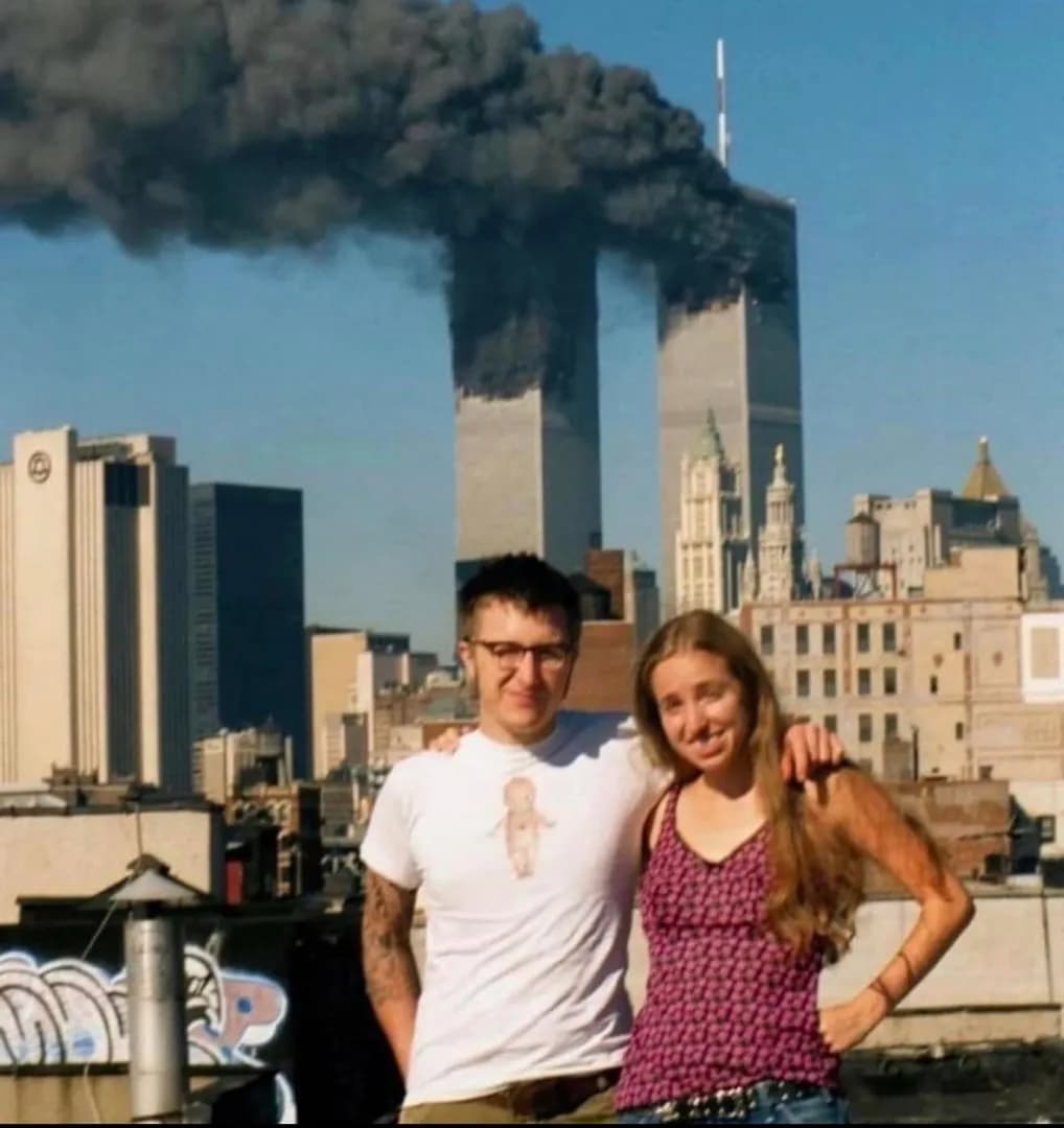 25 years ago today, these people took ordinary selfies while the attacks of 9/11 took place behind them.