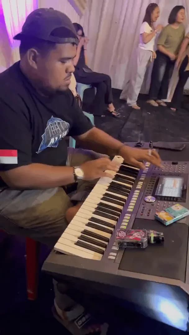 Indonesian 'Organ Tunggal' (solo organ), Techno Style