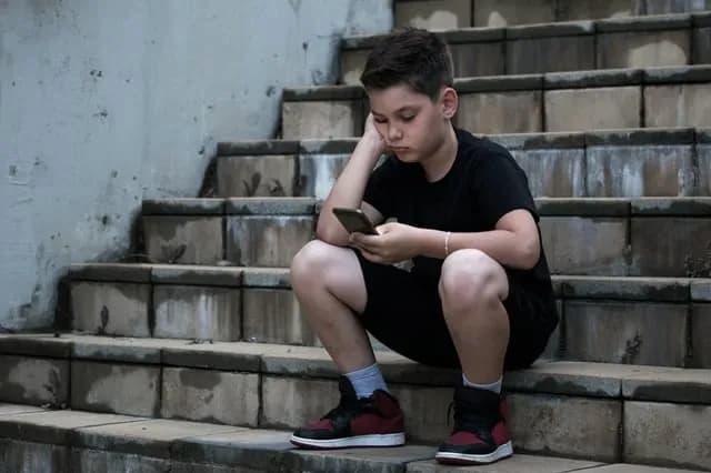 California bans addictive social media features for children under 16 and tightens AI chatbot rules