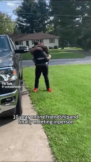 Surprise meeting with online gaming friends