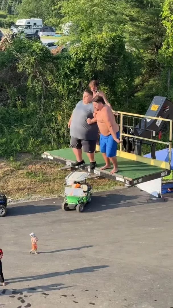 He went flying 😮