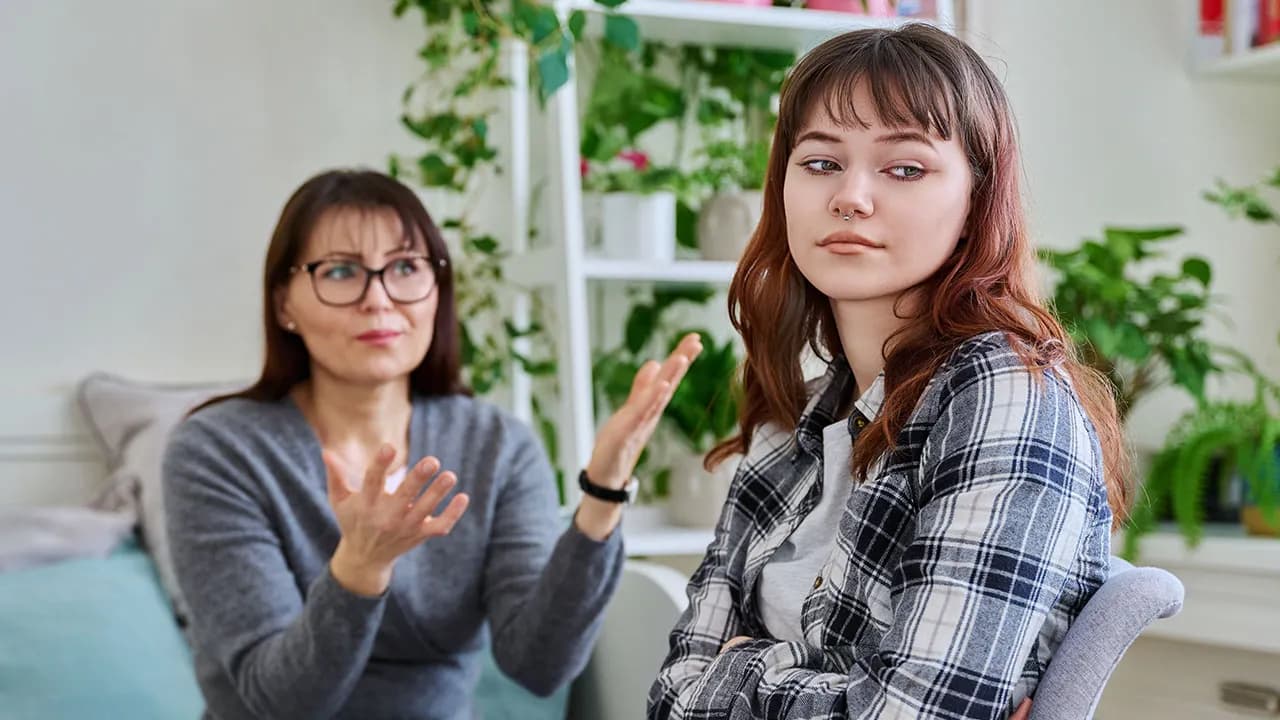 Woman Takes Years Of Insults From Adult Stepdaughter, Finally Snaps And Somehow She’s The Problem