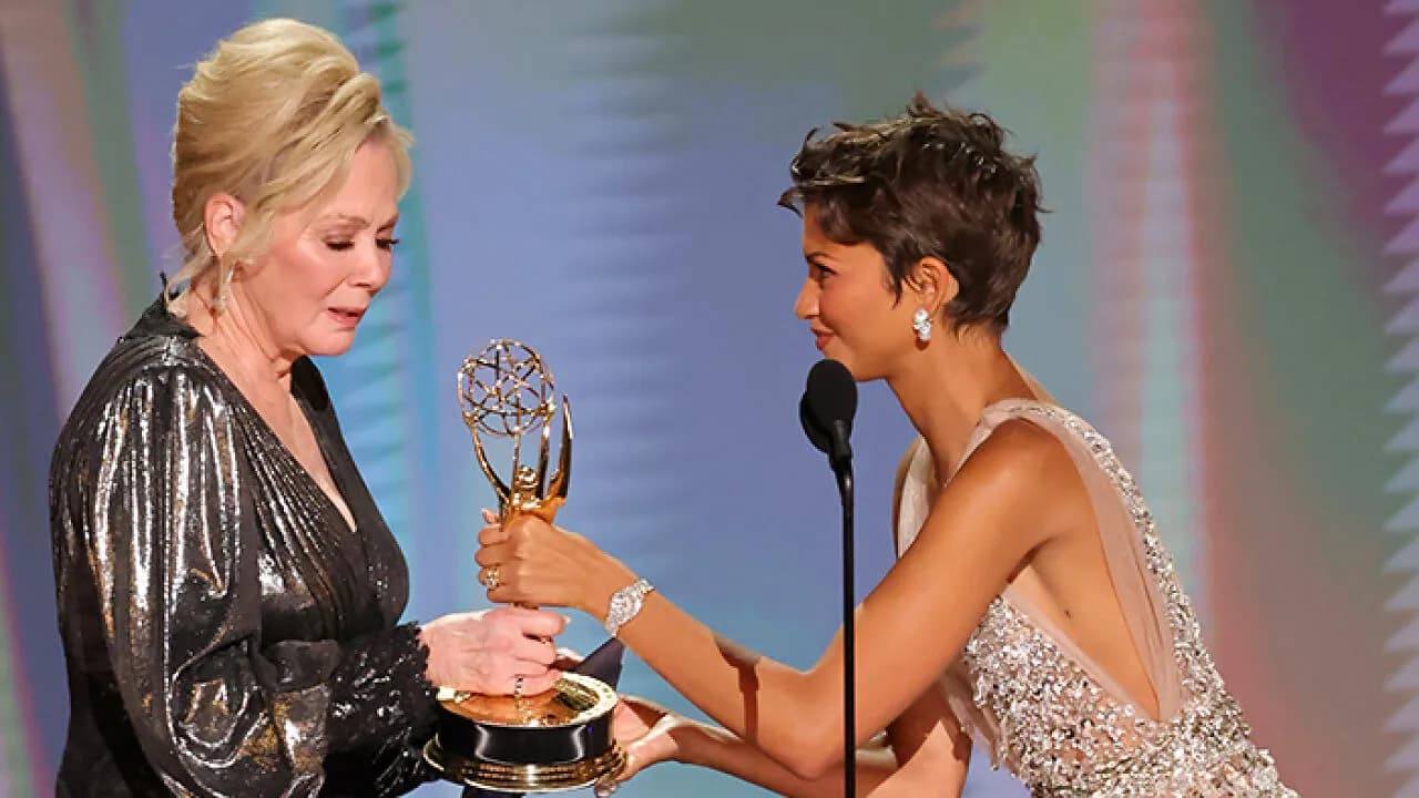 “We Need To Defund The Emmys”: TV Fans Furious After They Notice Alarming Trend Amongst Emmy Winners