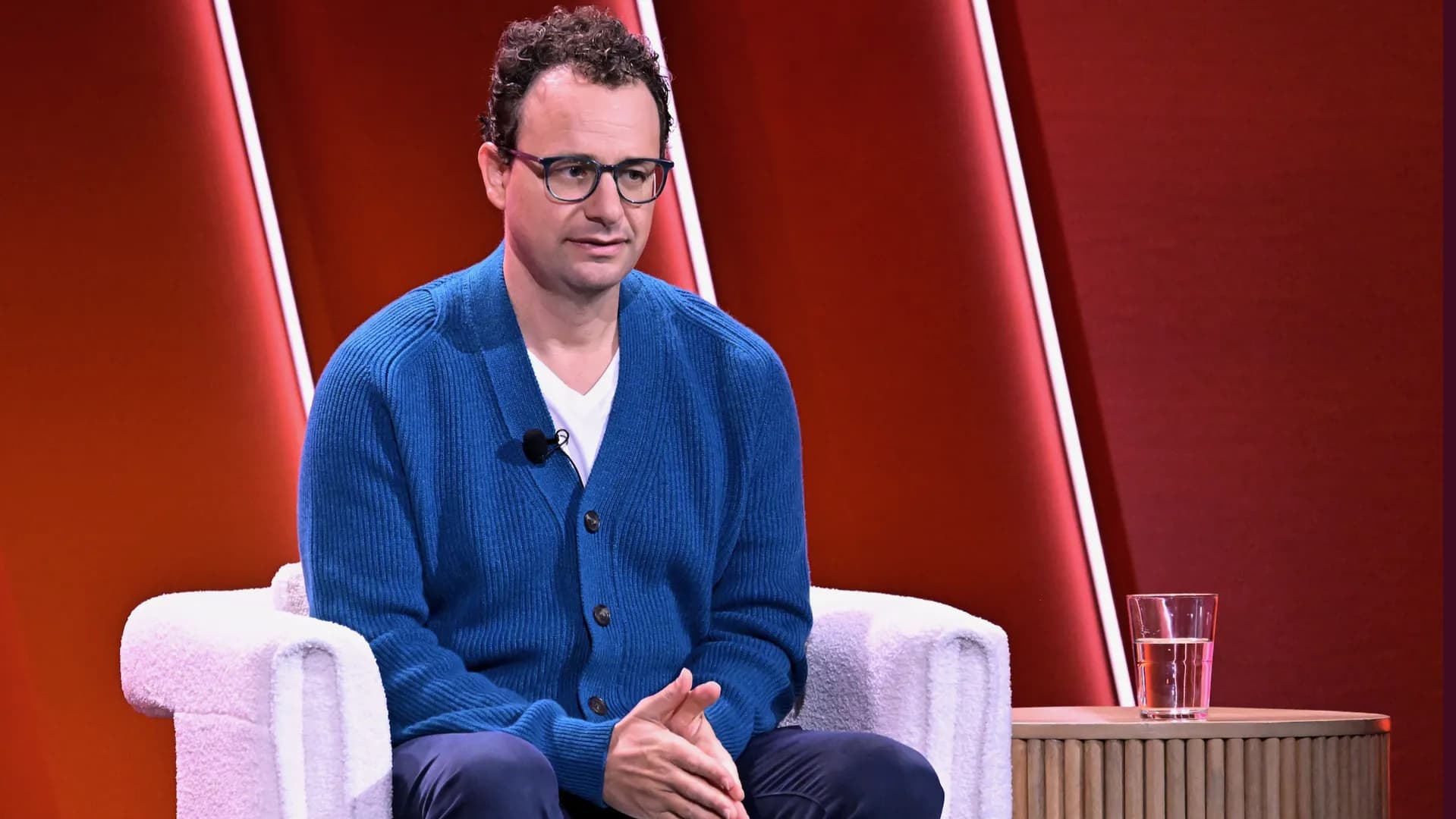 Microsoft leader calls out Anthropic for humanizing AI